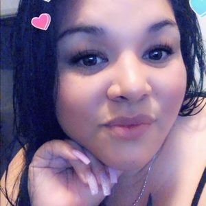 Meet your Posher, Elizabeth ann